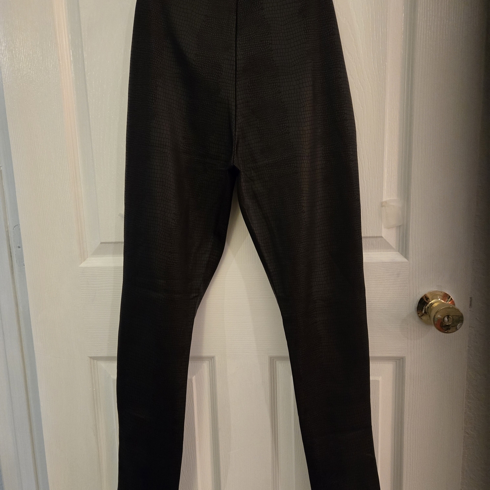 JM Collection Black Textured Pants